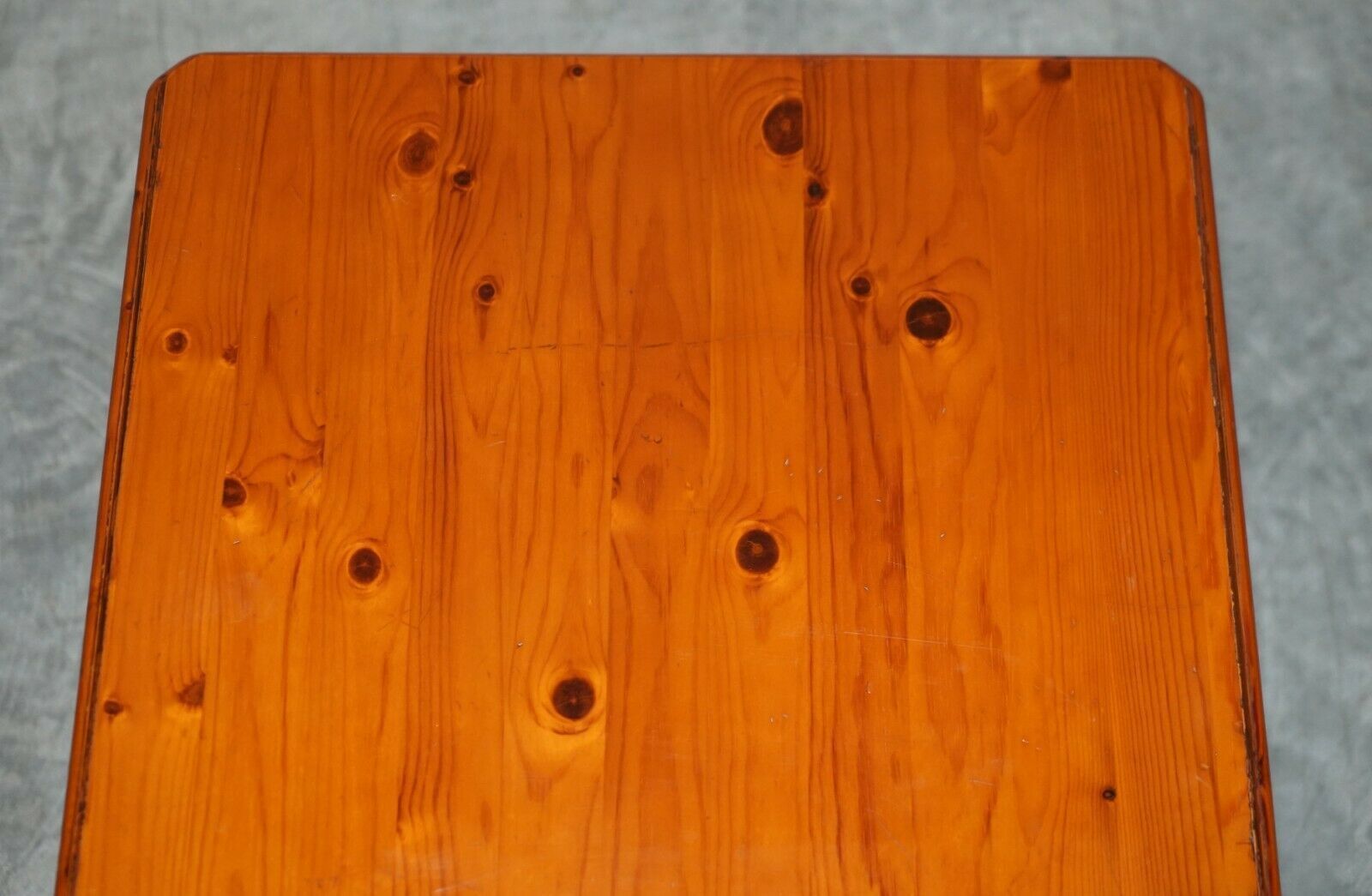 Lovely Vintage Knotty Pine Wood Side End Lamp Wine Table photo 275.0