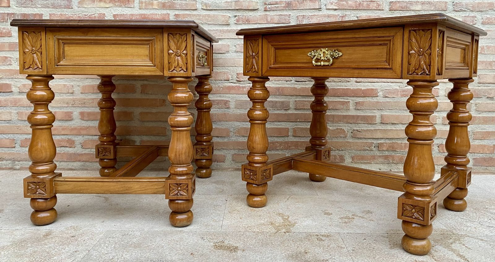 20th Century Pair Of Spanish Nightstands With One Drawer And Bronze Hardware photo 2480.0