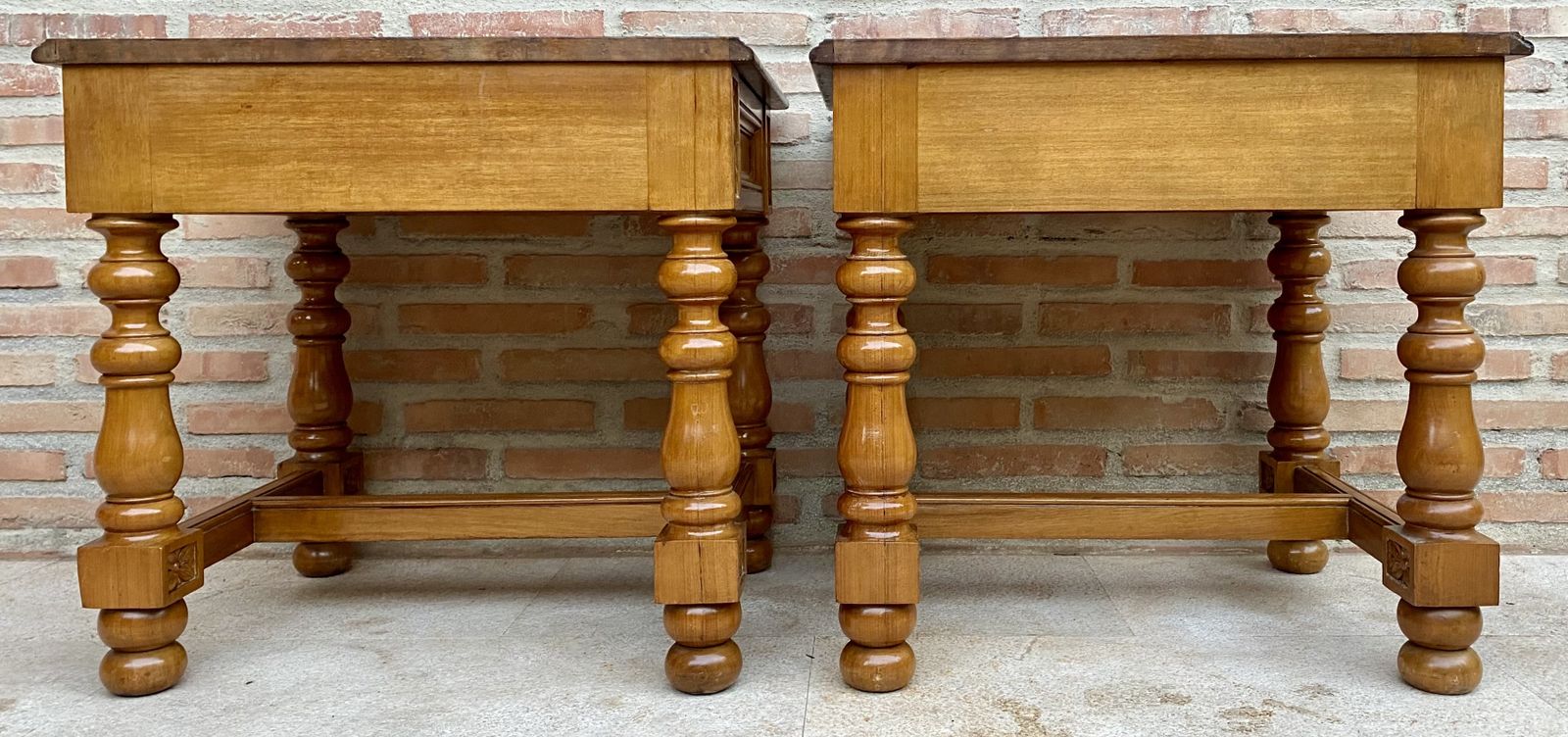 20th Century Pair Of Spanish Nightstands With One Drawer And Bronze Hardware photo vintage