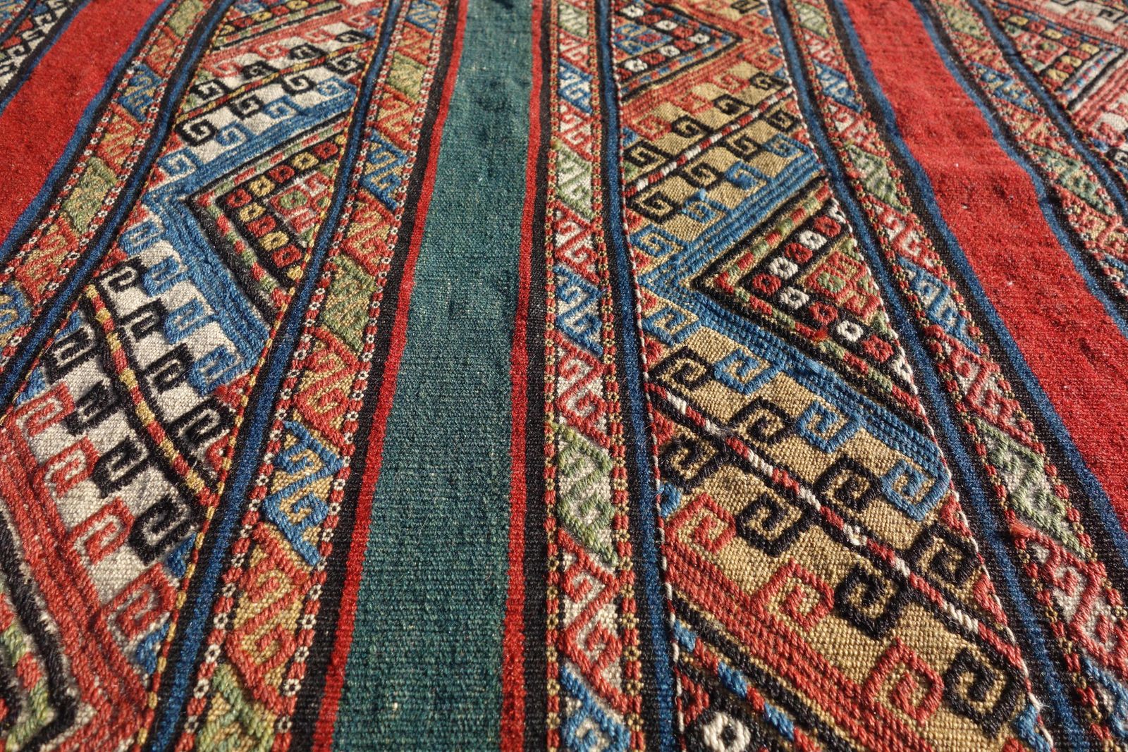 Great Britain With Deliveries Duties Paid | Antique Caucasian Kilim Rug Carpet |  146 Cm X 110 Cm | 4'79'' X 3'28'' photo Textiles