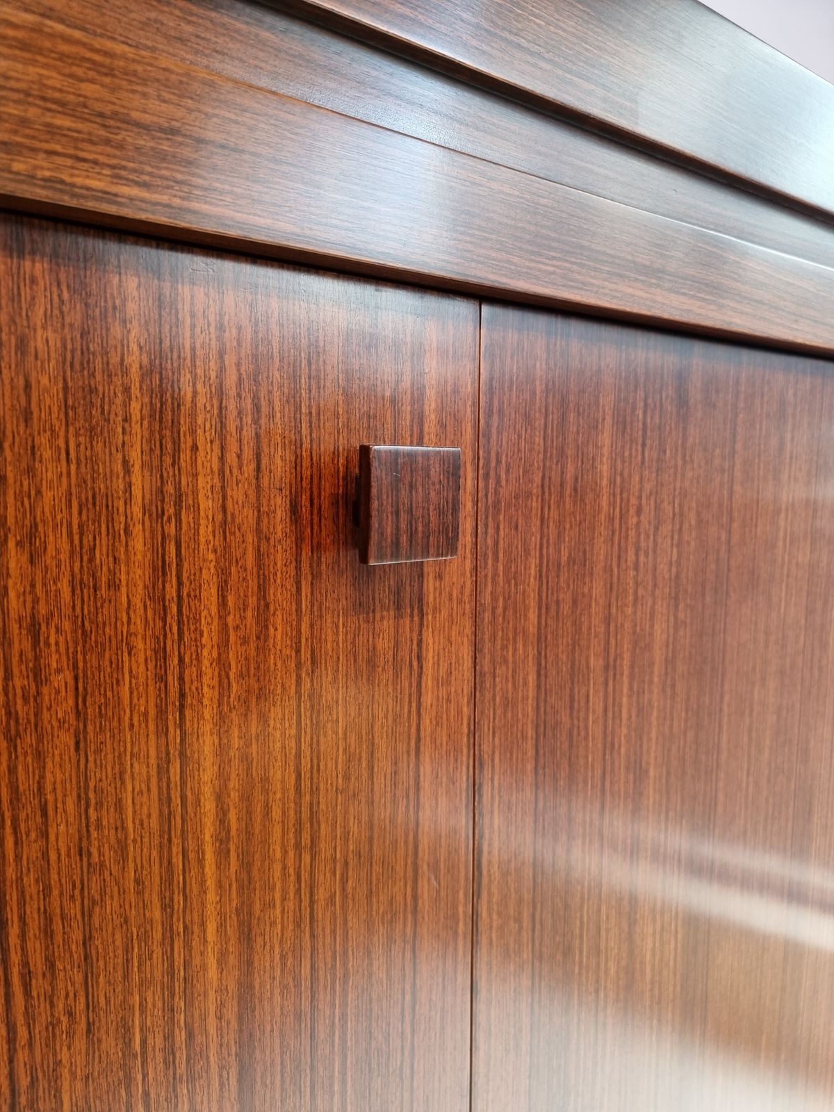 Zeer Zeldzame Emiel Veranneman Brutalist Stero Cabinet photo buy