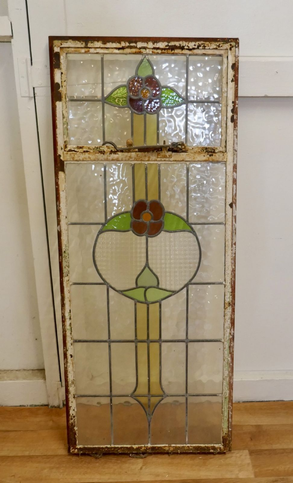 19th Century Arts And Crafts Stained Glass Window photo vinterior
