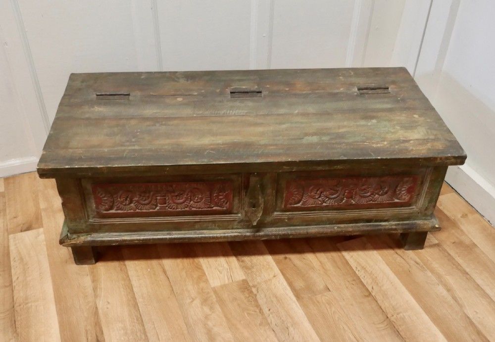Folk Art Painted Storage Chest, photo furniture