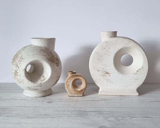 Duif Keramiek Sculptural Globe, Statement Jug Vase In Nutmeg Speckled Stoneware Cream Glaze, 1970s photo furniture