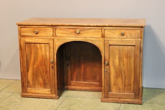 19thc. Golden Mahogany Knee Hole Desk Dressing Table photo furniture