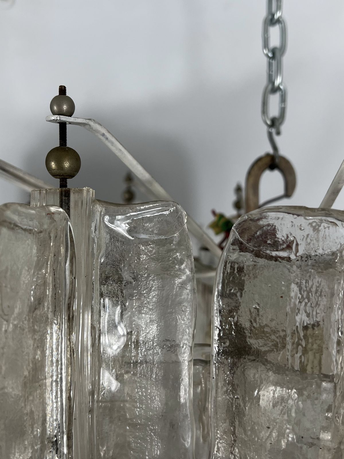photo vinterior Gorgeous Pair Of Mid Century Murano Glass Chandeliers By Toni Zuccheri For Venini
