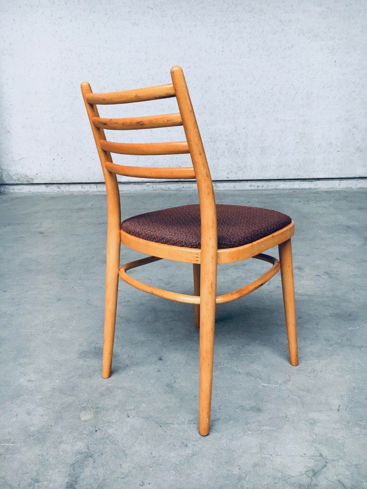 photo buy Mid Century Modern Design Eetkamerstoelen Van Ton, 1968, Tsjecho Slowakije