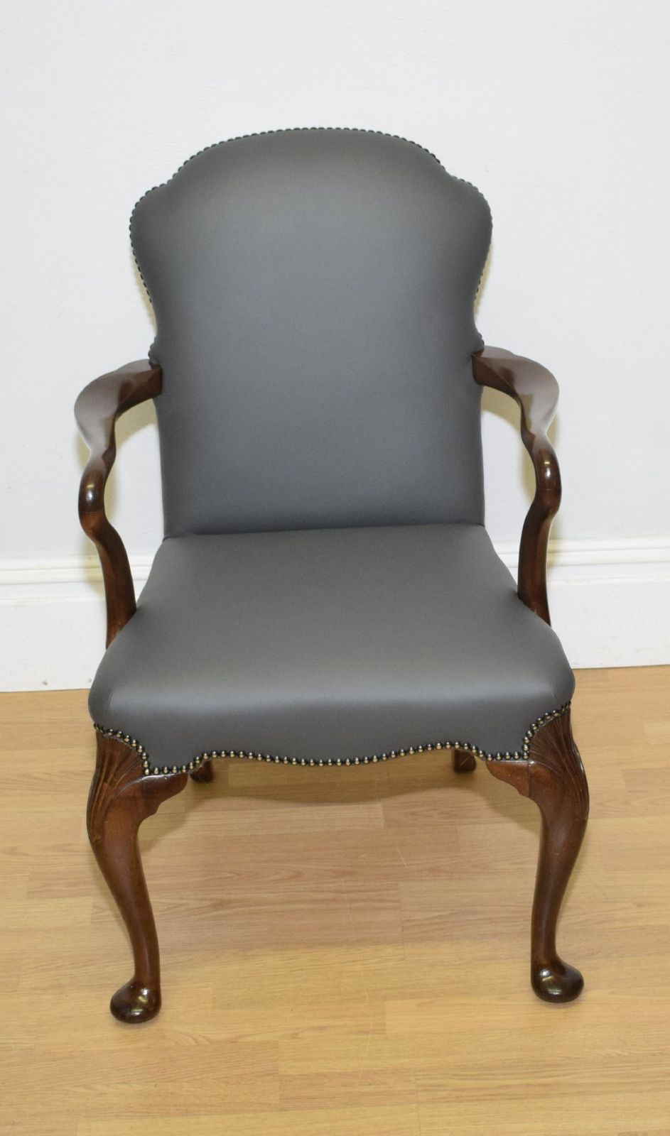 595.0 Antique Desk Chair / Library Chair photo
