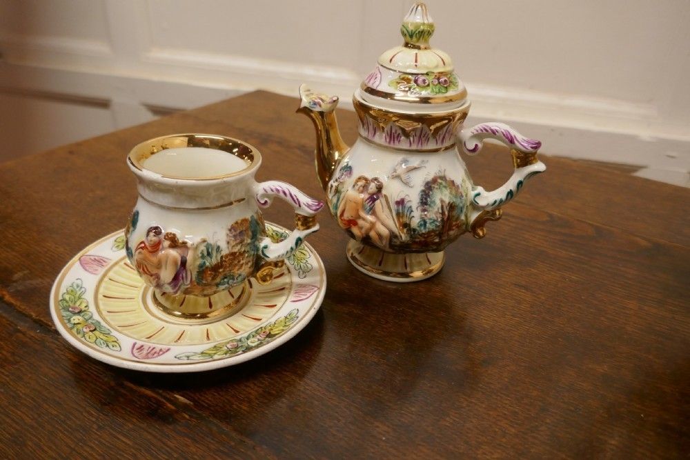 photo furniture Charming 20th Century Capodimonte Coffee Set