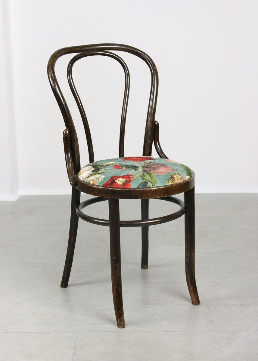 Furniture Vintage Velvet No. 18 Dining Chairs By Michael Thonet, Set Of 4 photo