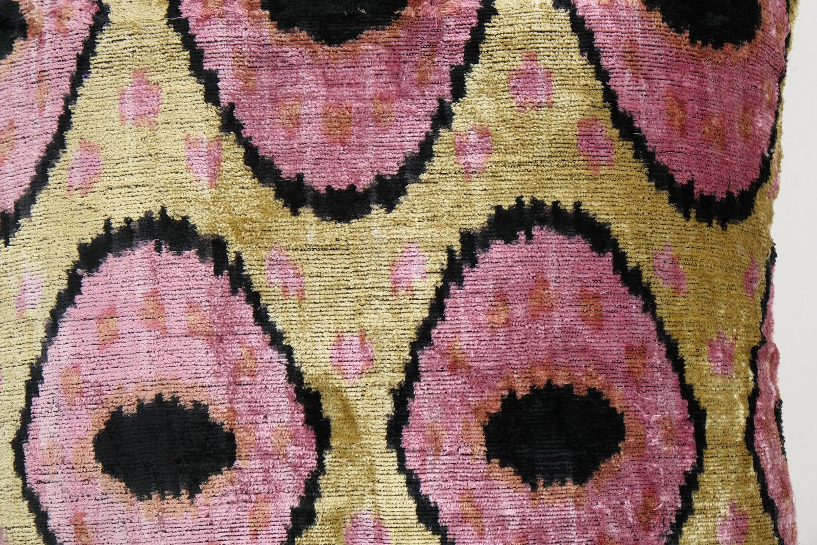 Pink Silk Ikat Pillow    Set Of Two Uzbek Ikat Velvet Cushion 22" X 22" photo vinterior