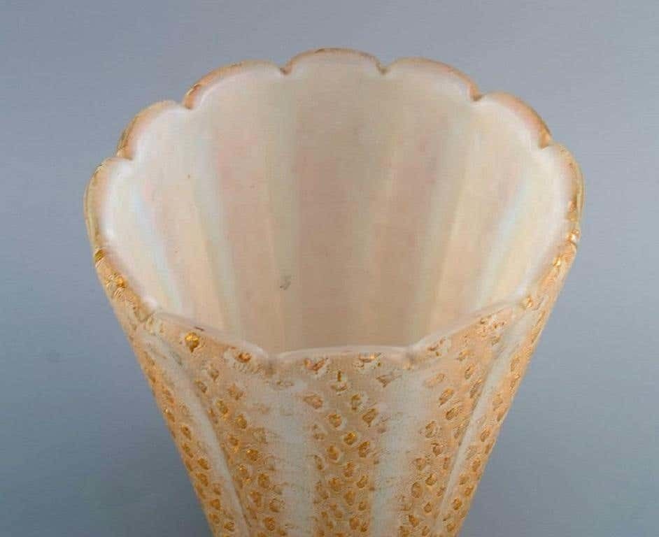 Barovier And Toso, Venice. Large Vase In Mouth Blown Art Glass. 1960s photo vinterior