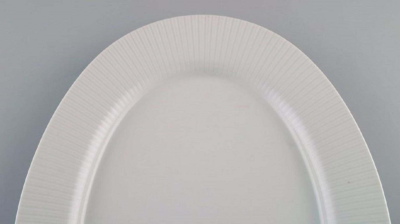 Tapio Wirkkala For Rosenthal, Rare Modulation Serving Dish In Fluted Porcelain photo for sale