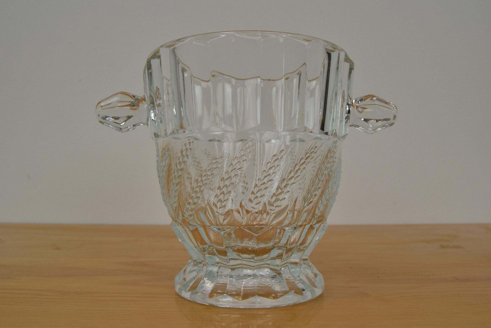 photo furniture Mid Century Glass Vase Bohemia Glass 1960's