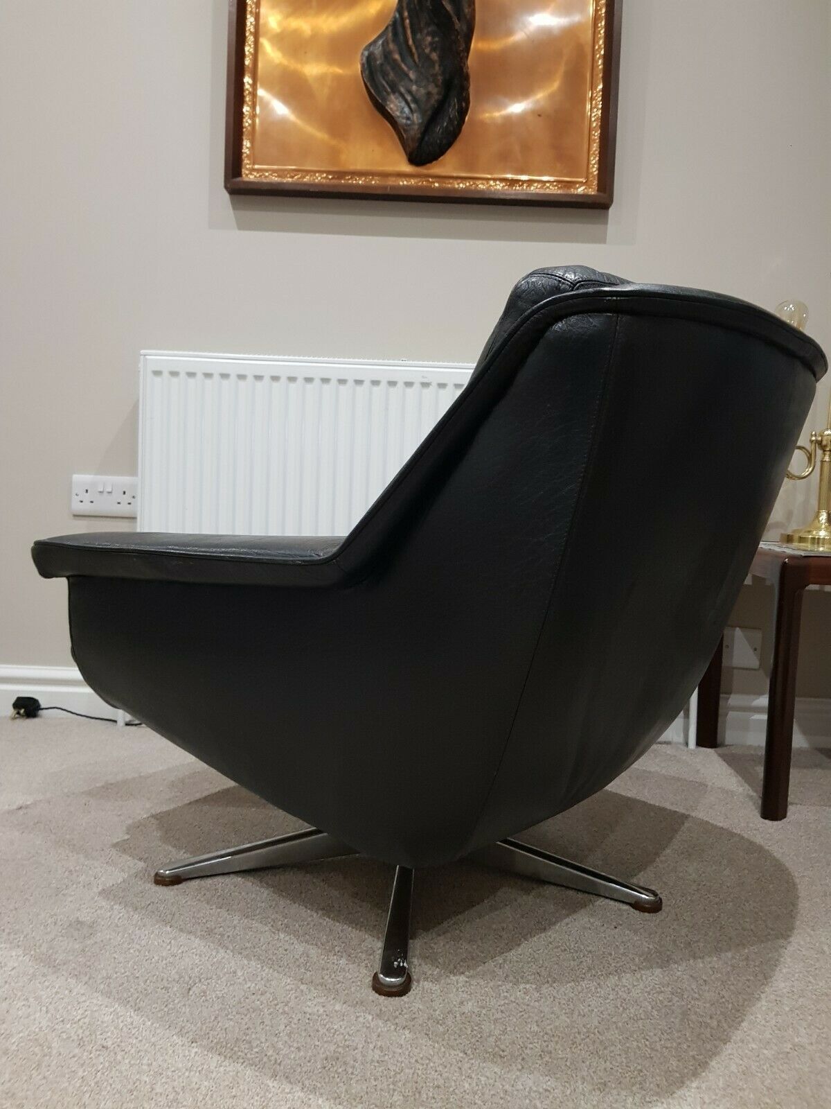 Mid Century Esa 802 Black Leather Armchair By Werner Langenfeld photo vinterior
