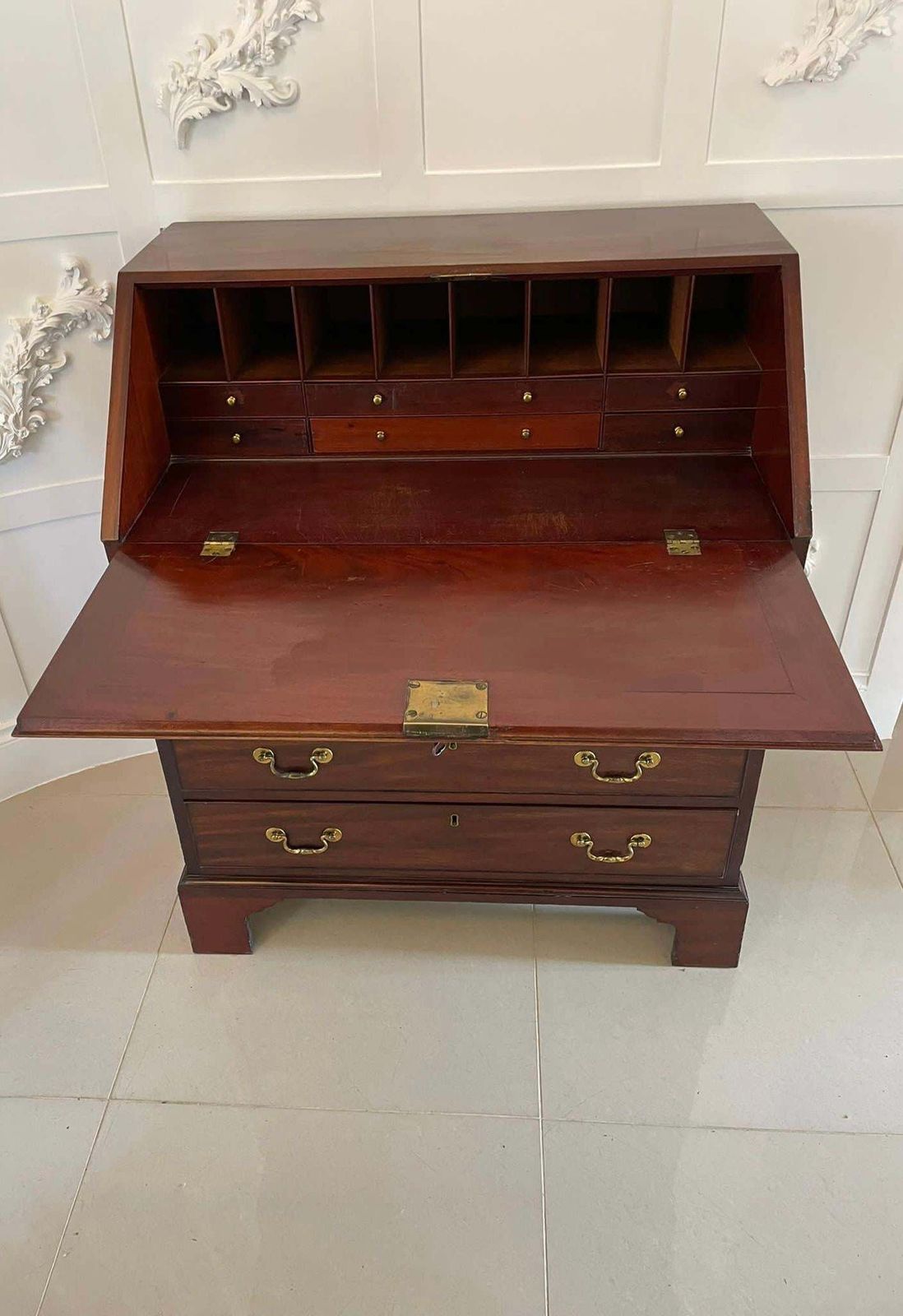 Outstanding 18th Century Quality George III Antique Mahogany Bureau photo 3125.0