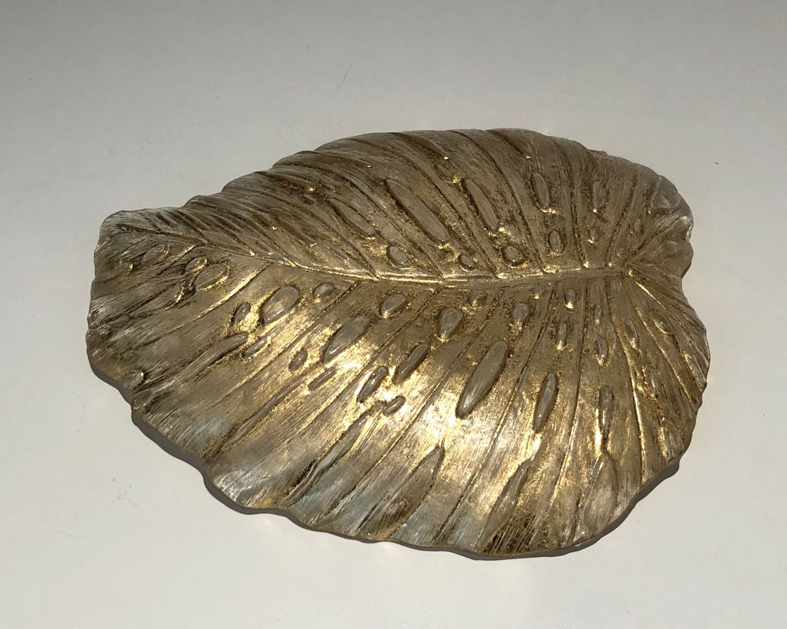 photo buy Murano Crystal Leaf Shaped Vide Pocket