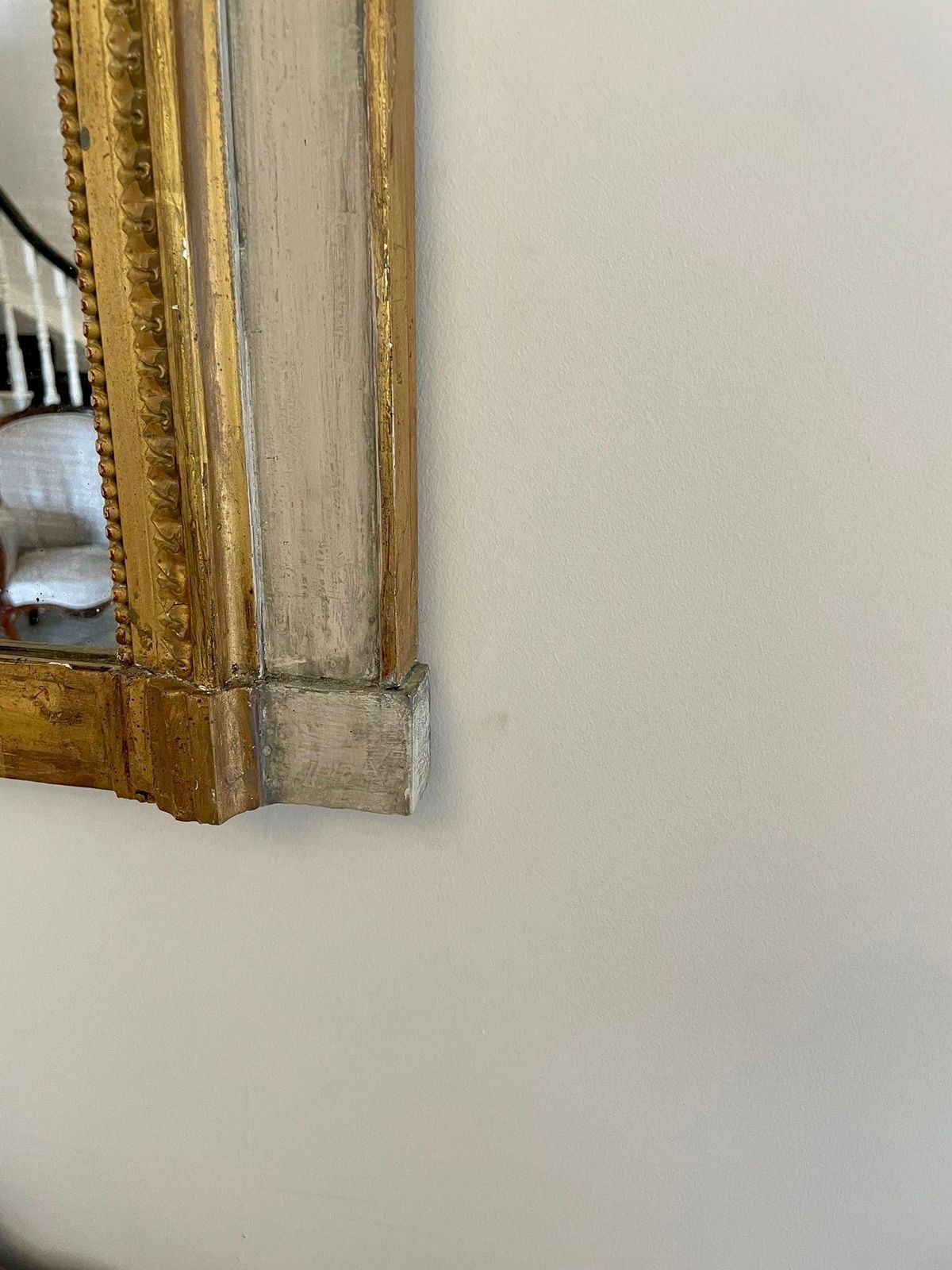 2750.0 Large Antique Victorian Quality Giltwood And White Painted Overmantle Mirror photo