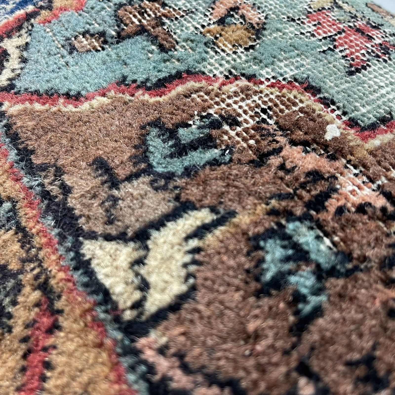 photo furniture Textured Kilim Pillow,  Kilim Pillow, Turkish Kilim Pillow, Bohemian Kilim Pillow, Decorative Throw Pillow, Beeding, Cushion Cover