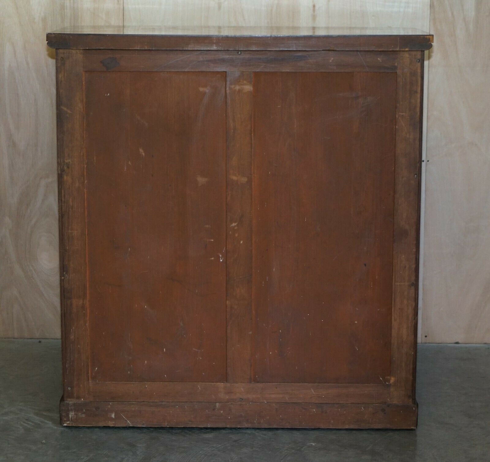 photo furniture Antique Victorian Flamed Mahogany Two Over Four Chest Of Drawers Timber Patina