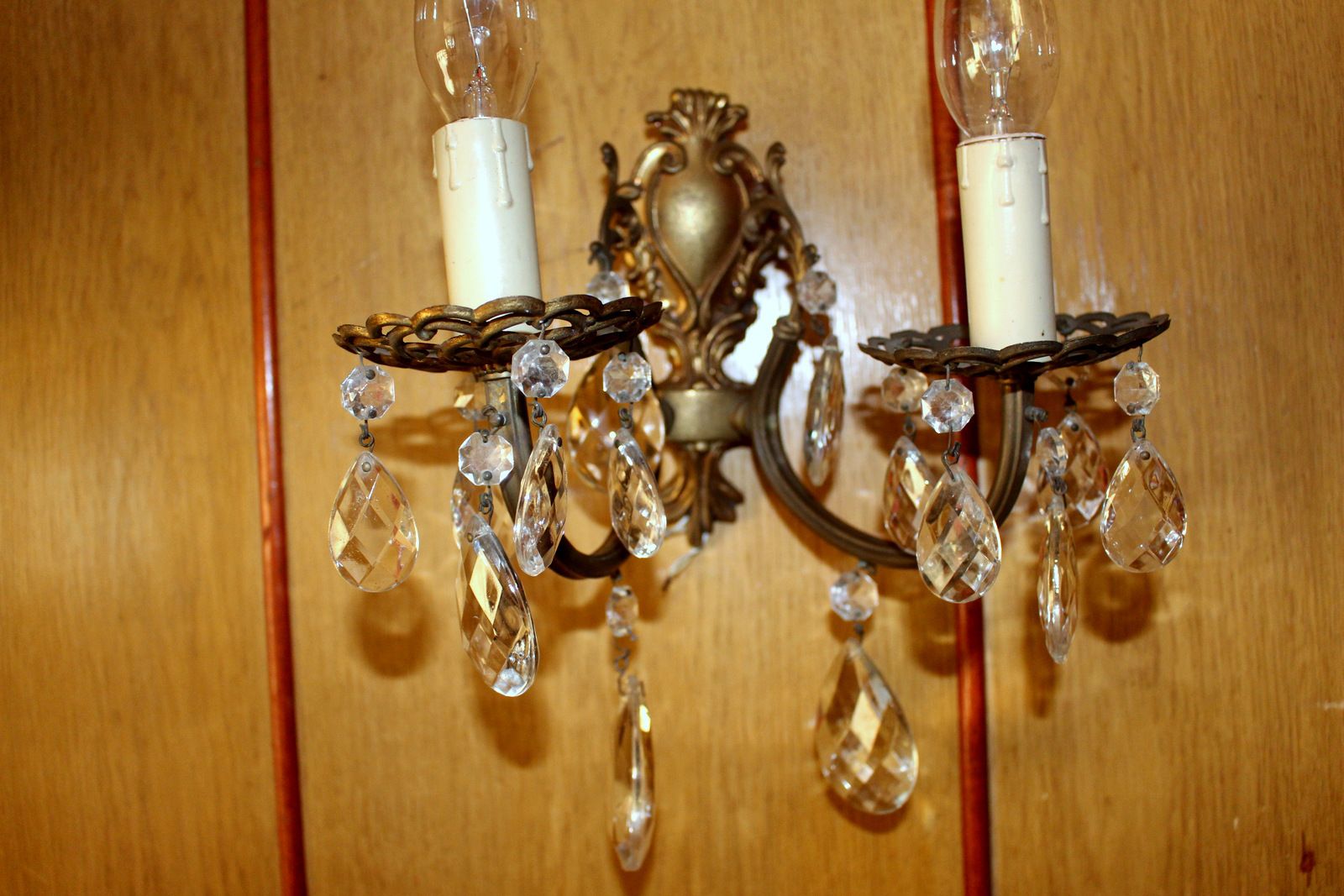 Antique Brass Rococo French Wall Light Scones Paris Chateau Wt Glass Stones photo Lighting