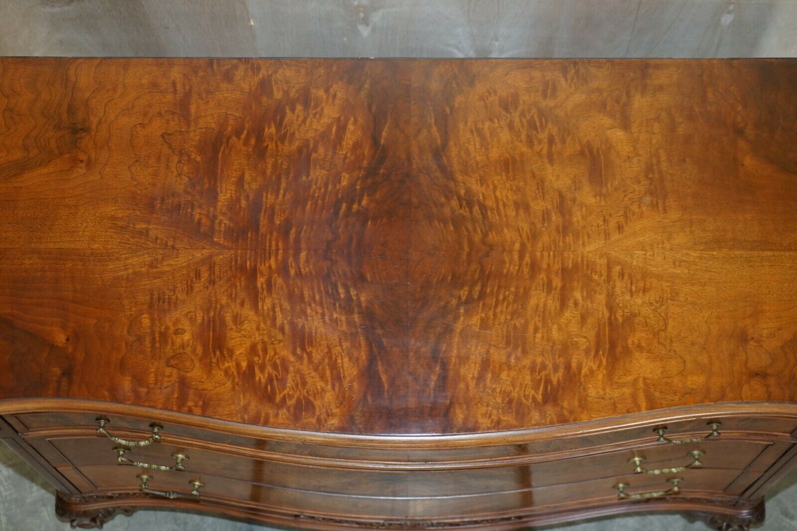 Antique Serpentine Fronted Claw & Ball Feet Flamed Mahogany Chest Of Drawers photo vintage