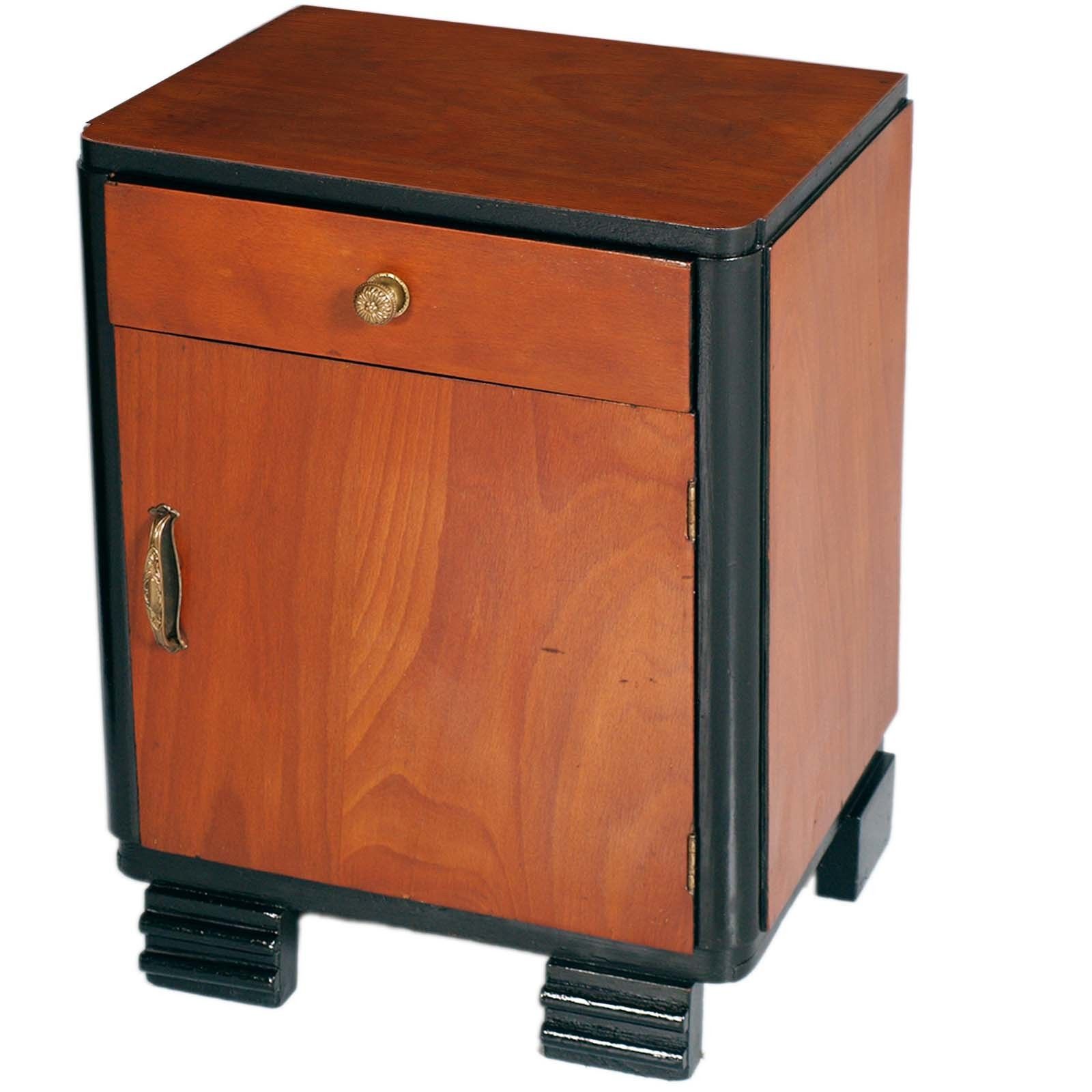 Art Deco Nachtkastjes Uit De Jaren 1920, Geëboniseerd Walnoot, Walnootblad, Gerestaureerd photo furniture