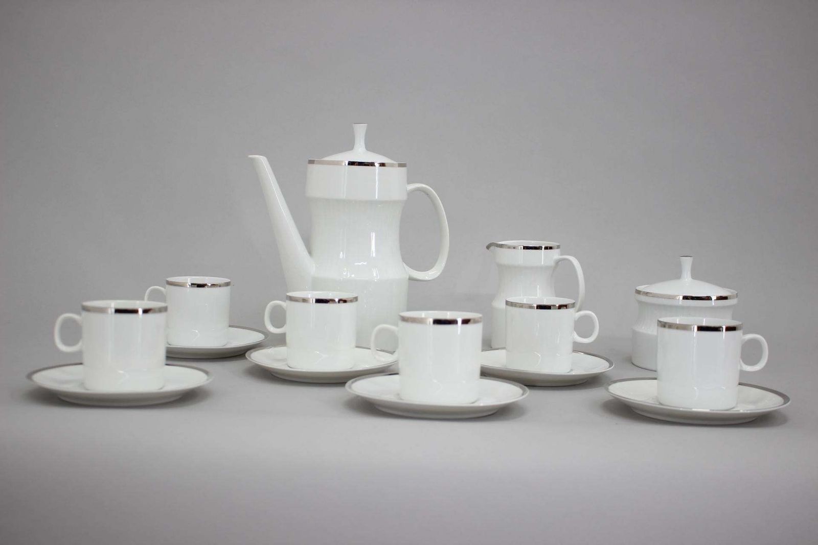 1964 Jaroslav Jezek Exlusive Porcelain Tea Set Nefertiti Czechoslovakia photo furniture