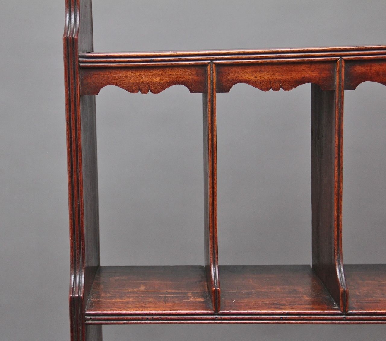 Early 19th Century Mahogany Open Top Cabinet photo vinterior