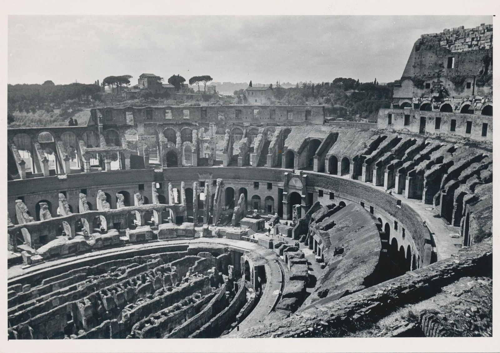 Colloseum, Street Photography, 1950s