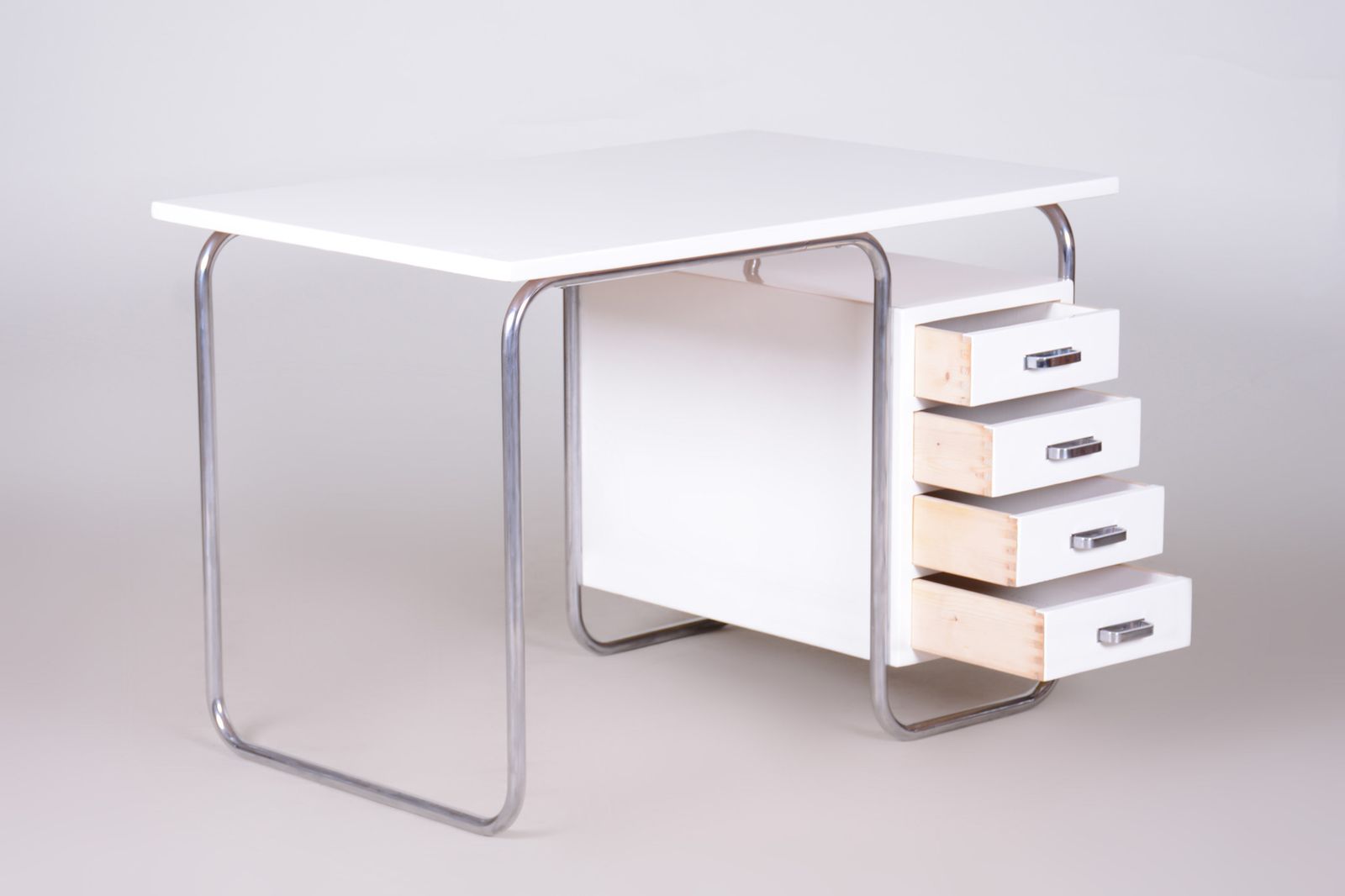 White Bauhaus Writing Desk Made In 1930s Germany By Robert Slezak   Restored photo vinterior