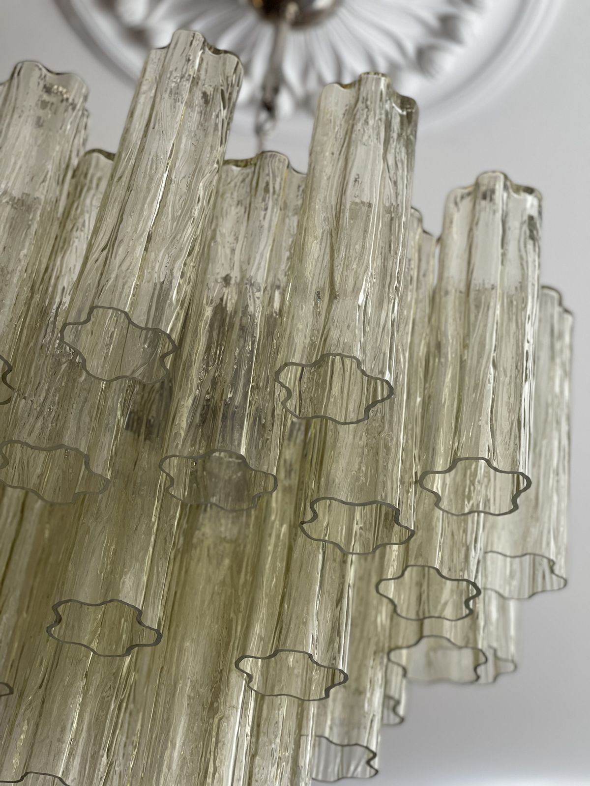 Honey Colored Murano Chandelier 'Tubular'. Medium Size. photo vinterior