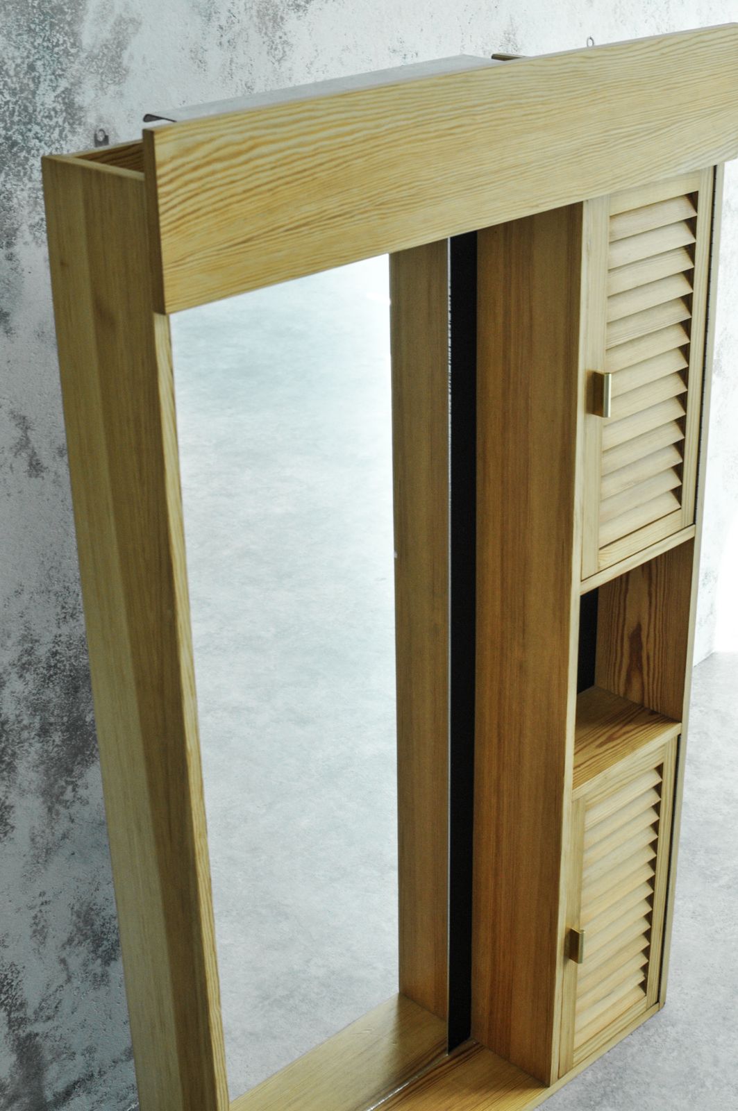 Anteroom Cabinet With Mirror Pine photo 379.0