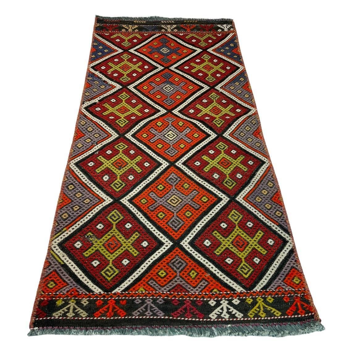 Traditional Turkish Mini Kilim Rug , Vintage Anatolian Turkish Kilim Rug