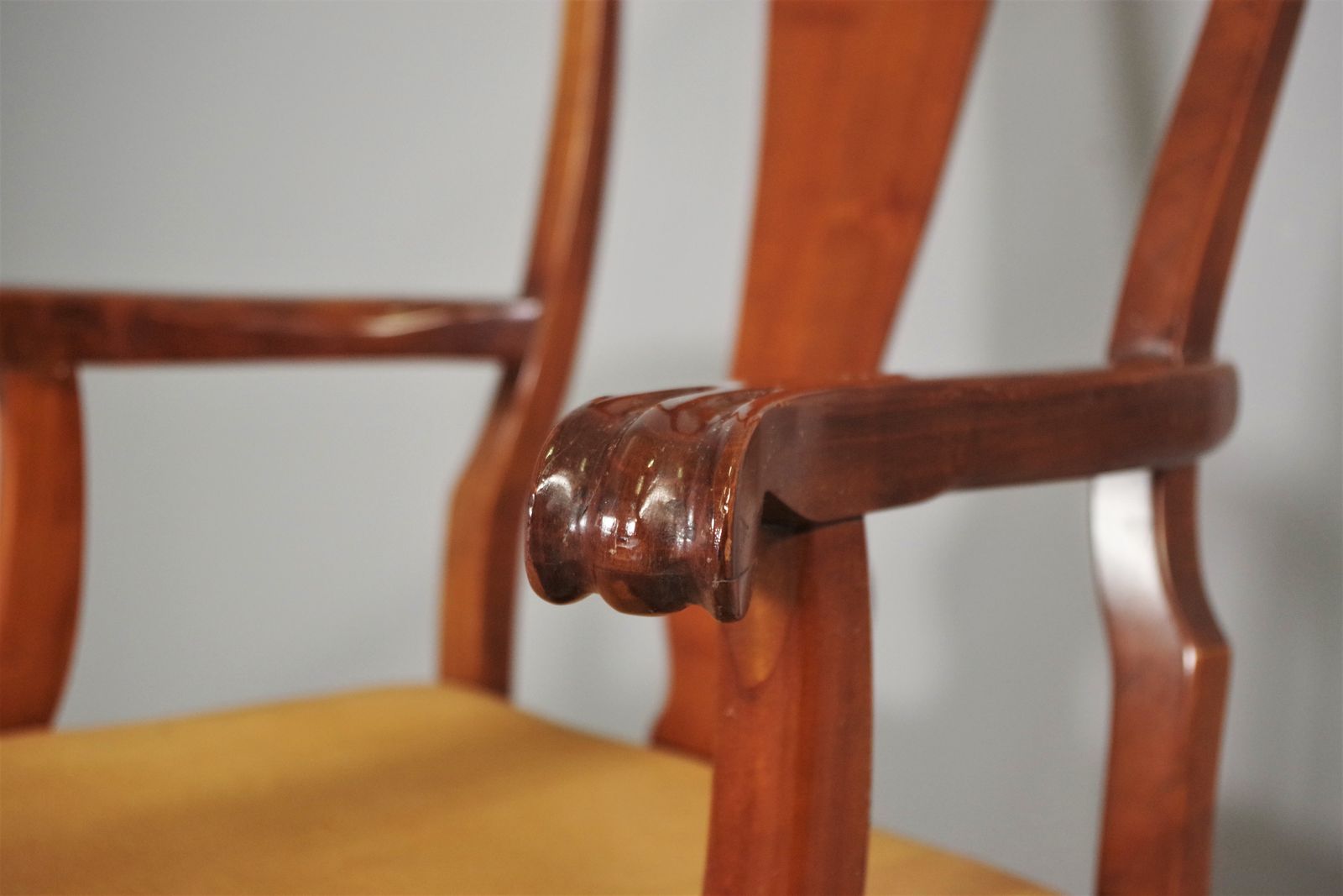 Original Antique Queen Anne Armchair, In Mahogany And Leather photo Furniture