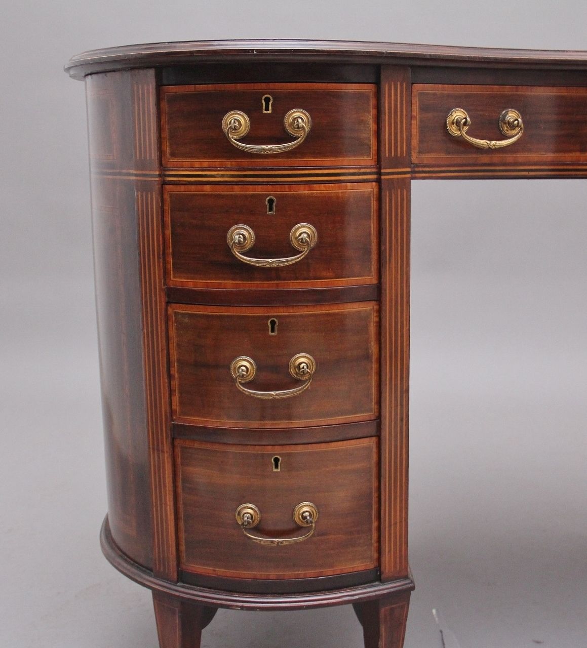 19th Century Inlaid Mahogany Kidney Shaped Desk photo Furniture