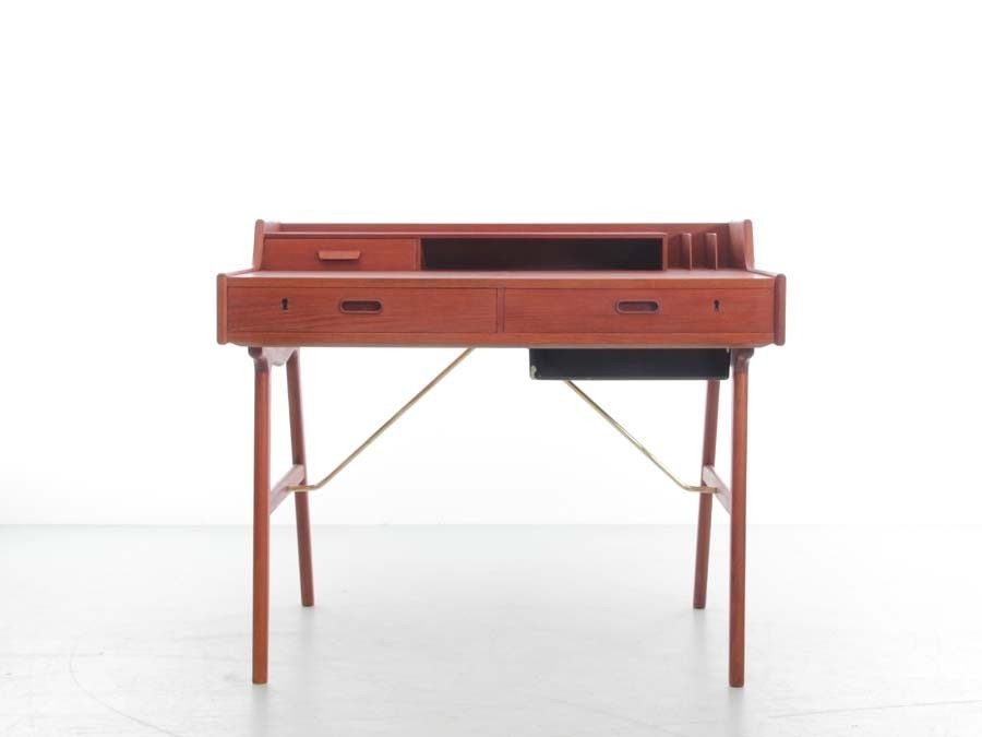 Mid Century  Modern Scandinavian Vanity Desk  In Teack By Arne Wahl Iversen photo for sale