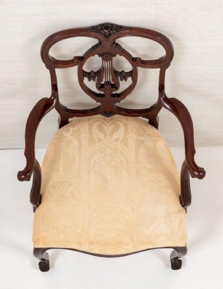 photo furniture Chippendale Carver Arm Chair   Antique Mahogany 1890