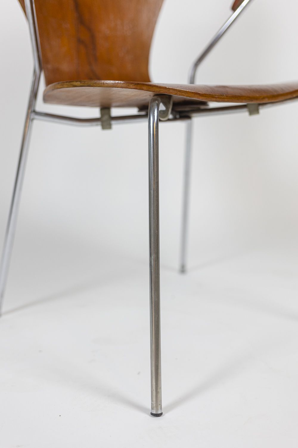 Furniture Arne Jacobsen For Fritz Hansen, Armchair “Butterfly”, 1970s photo