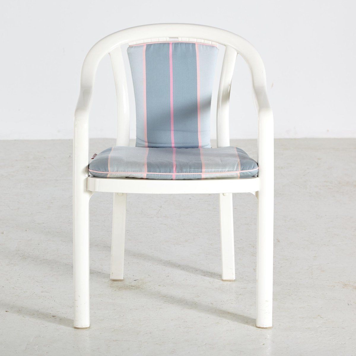 Plastic Garden Armchair From Grosfillex photo Furniture