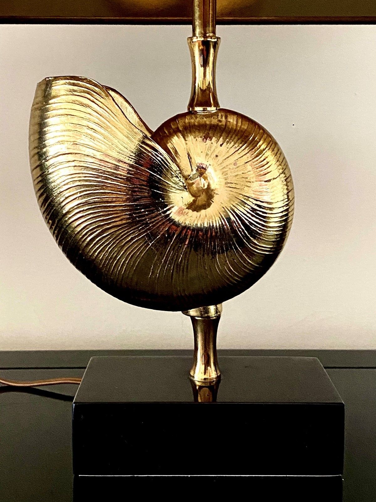 Nautilus Shell Sculpture Table Lamp By Deknudt photo furniture