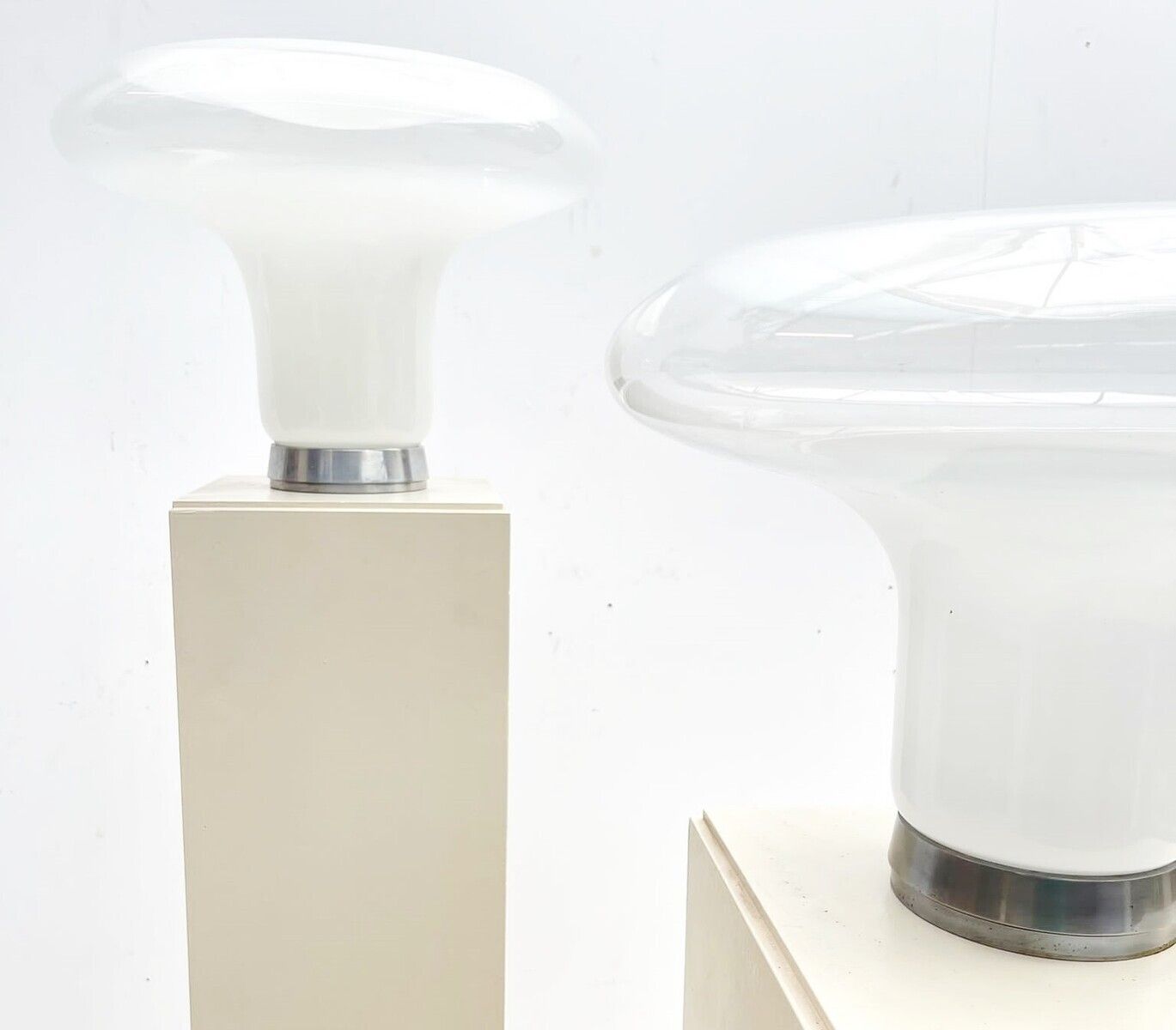 Pair Of Mid Century Murano Glass ''Lesbo'' Table Lamps By Angelo Mangiarotti photo Lighting