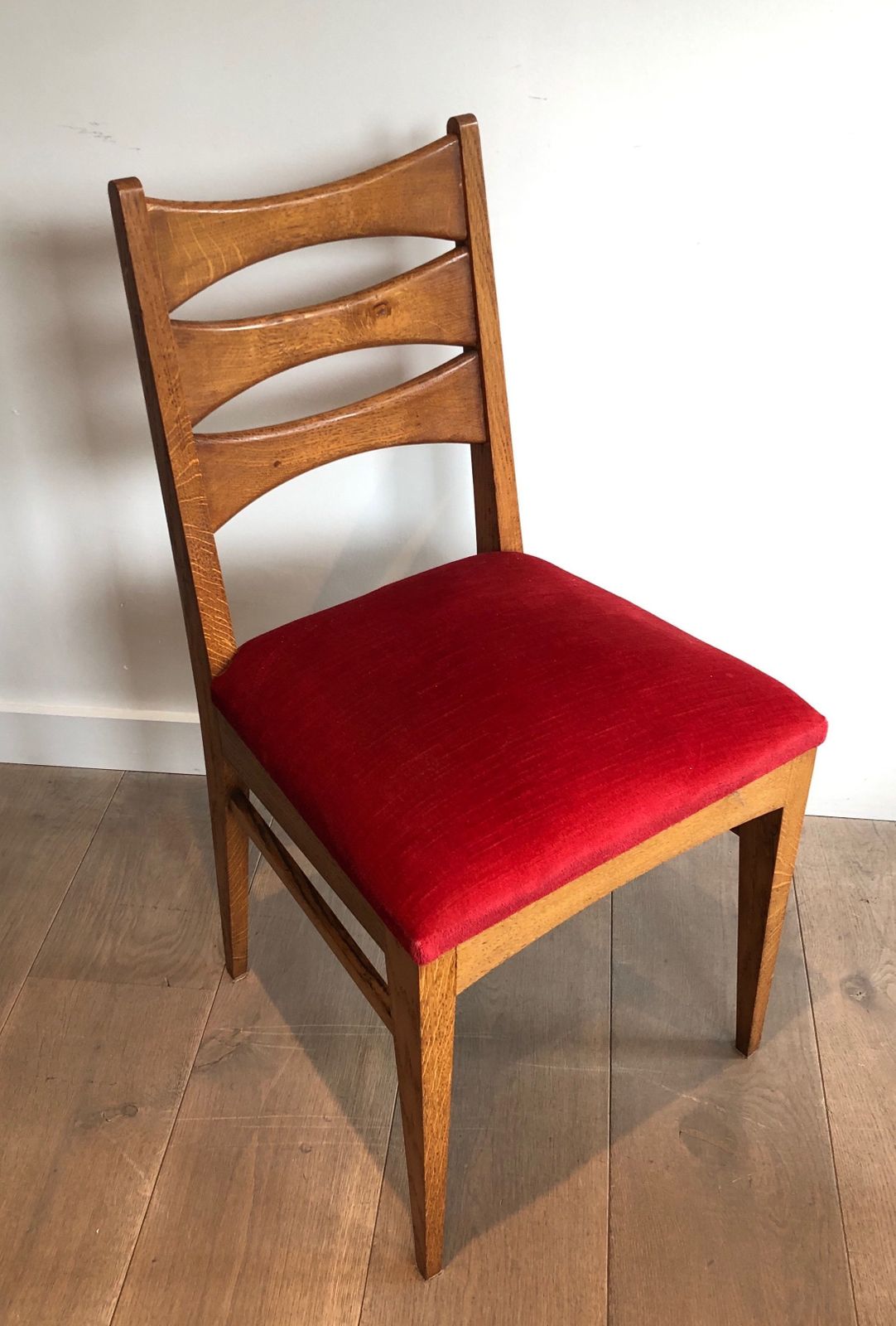 photo buy Suite Of 6 Oak Chairs And Red Velvet Seats