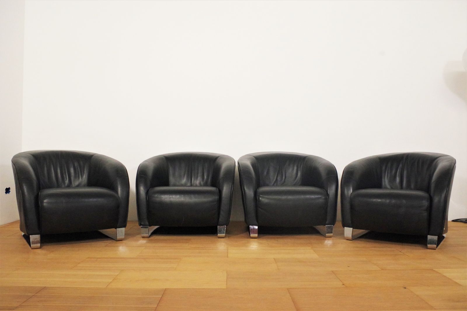 Liz Lounge Chairs From Natuzzi, 2000s, Set Of 4 photo buy