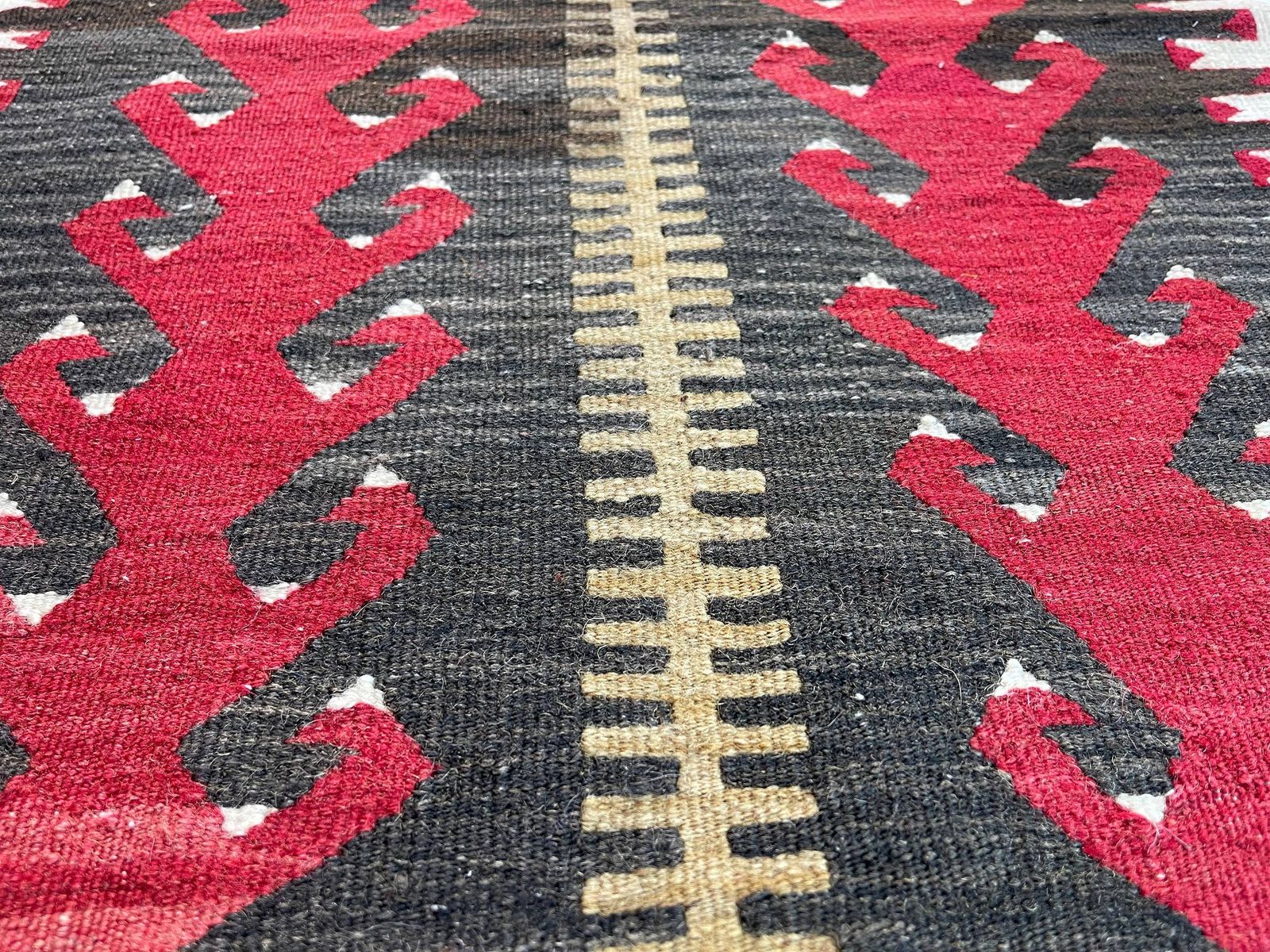 photo furniture Traditional Turkish Mini Kilim Rug , Vintage Anatolian Turkish Kilim Rug , 88 X 54 Cm