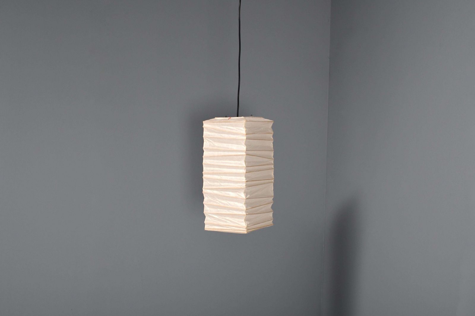 Early And Rare 45xl Akari Pendant By Isamu Noguchi For Ozeki 1950s photo furniture