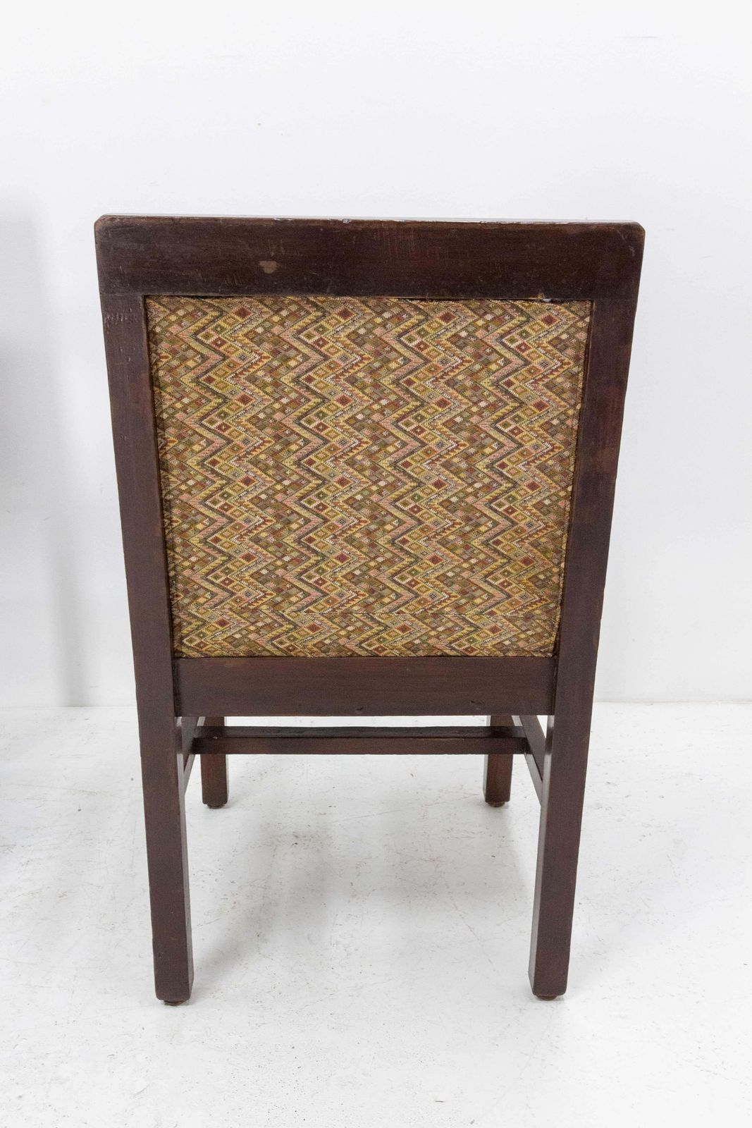 Quatre fauteuils marocains Art déco en pin sculpté, vers 1930 photo buy