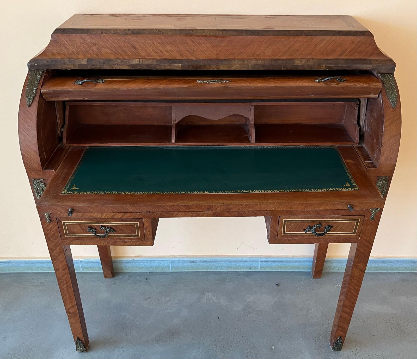 photo furniture Sheraton Revival Cylinder Bureau, Writing Desk With Marquetry, Circa 1890