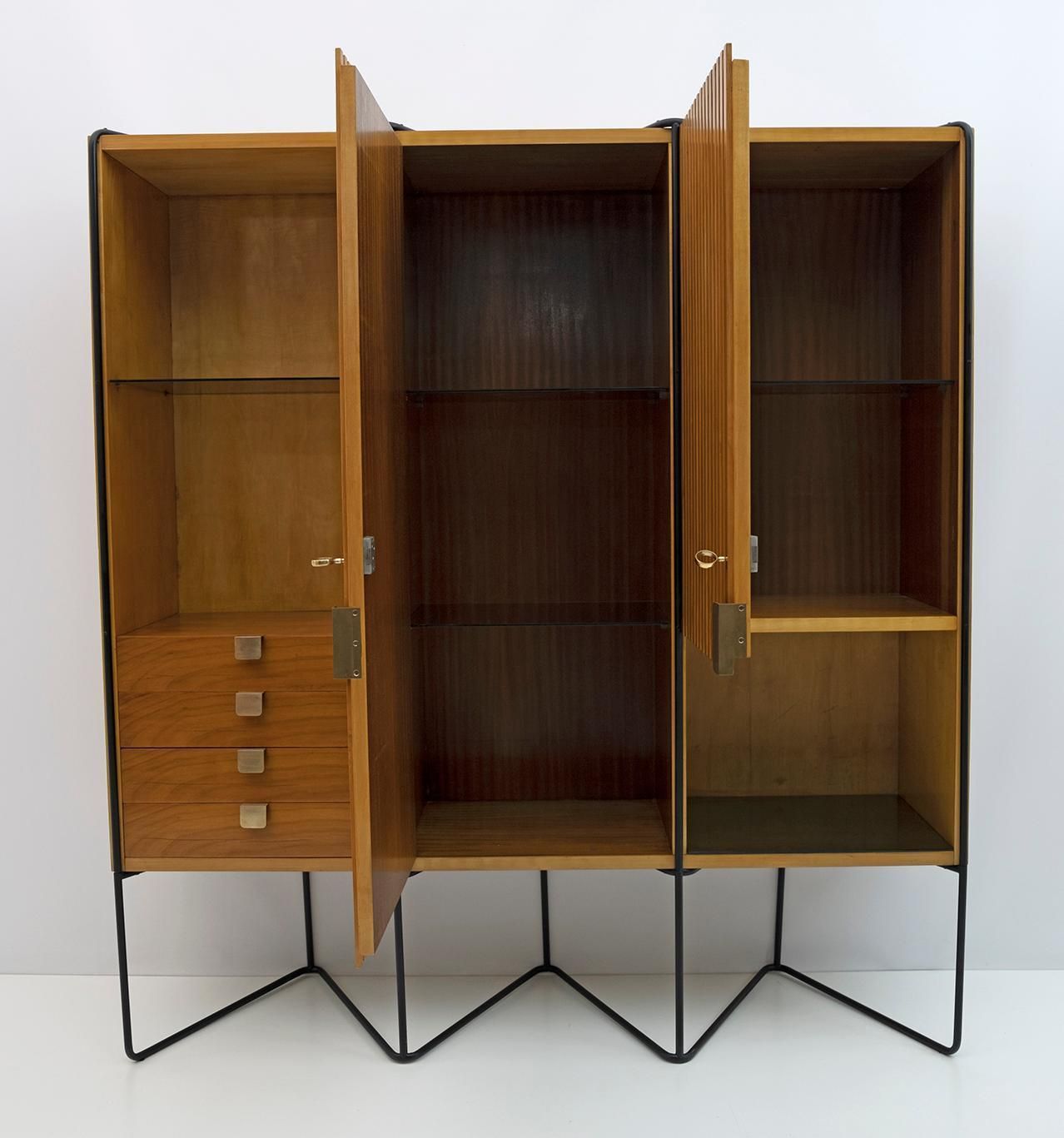 photo furniture Taichiro Nakai Teak Wall Cabinet By Consorzio La Permanente Mobili, 1950s
