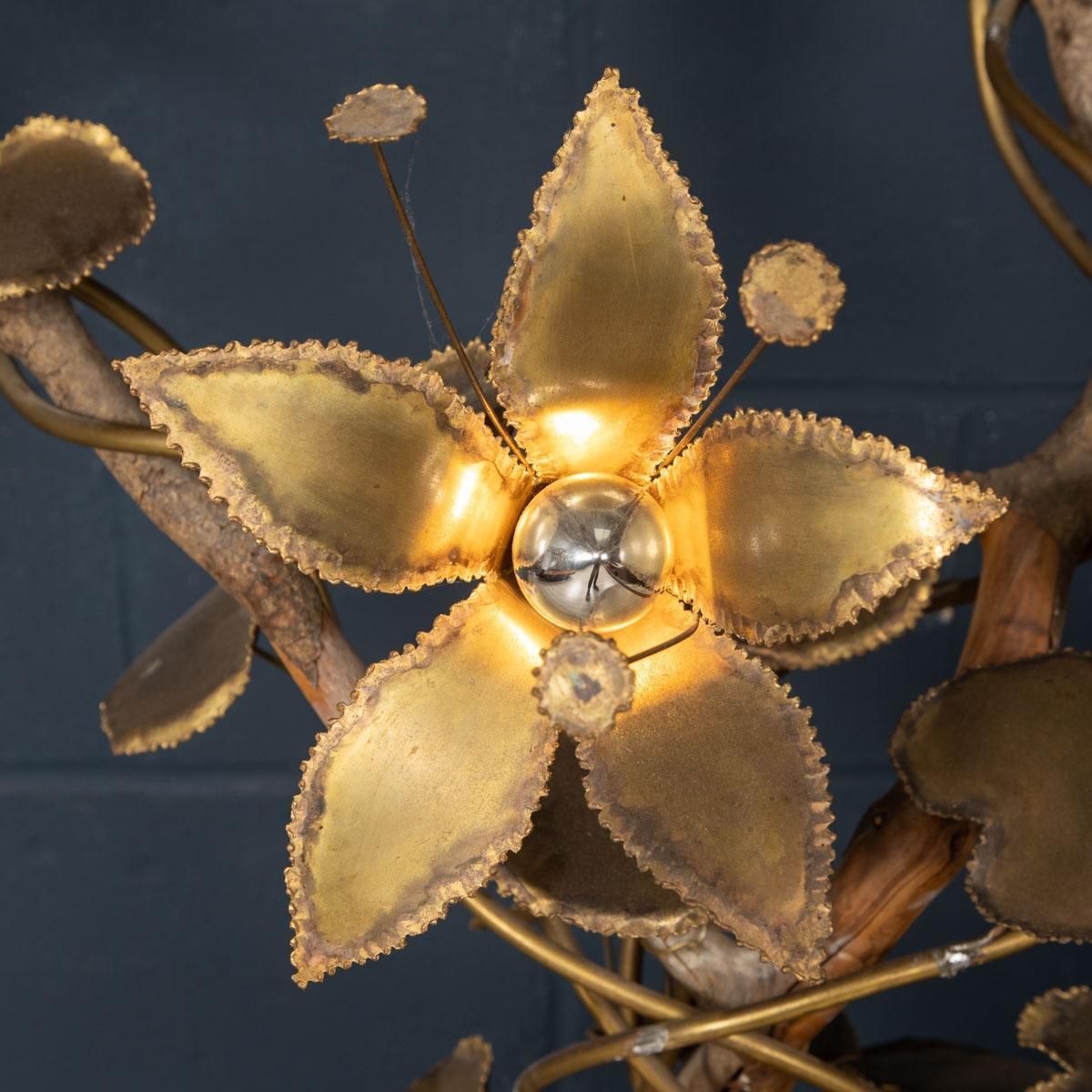 9495.0 20th Century Belgium Floor Lamp By Daniel Haeseleer, C.1970 photo